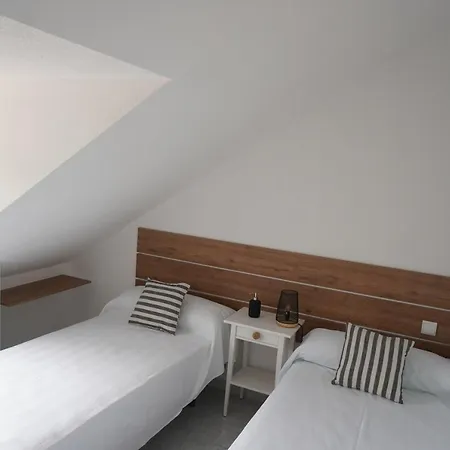 Gæstehus La Biela 43 *