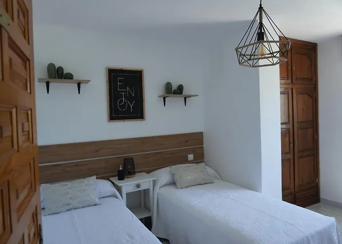 La Biela 43 Pensión *